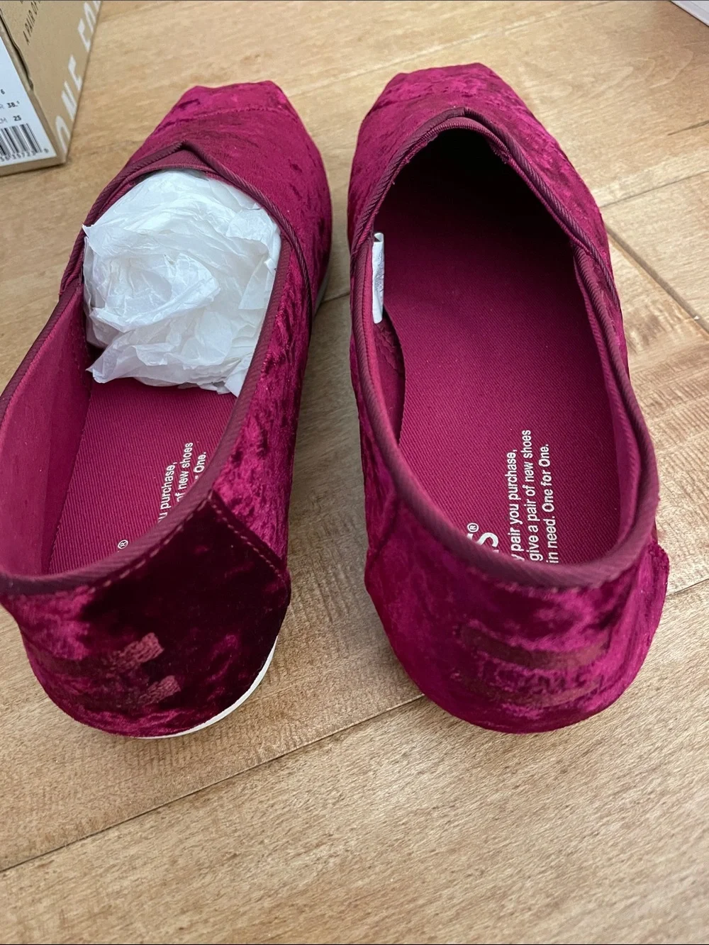 Toms Velvet Slip-On Flats - Picture 4 of 7